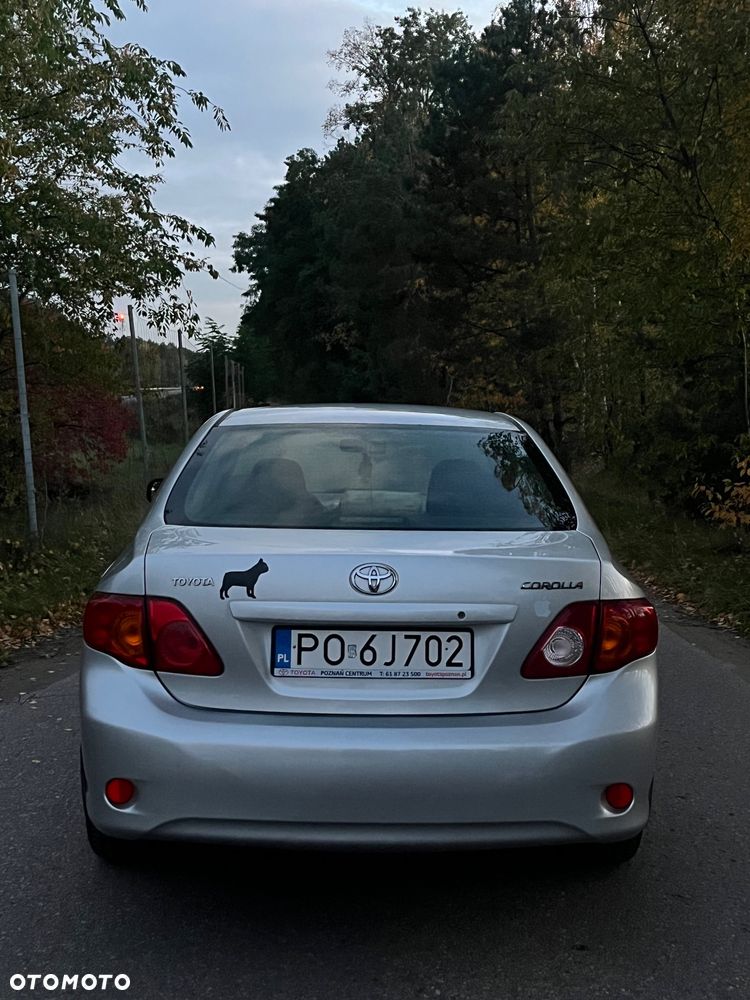 Toyota Corolla - 9