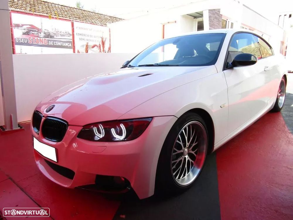 BMW 320 d Sport - 9