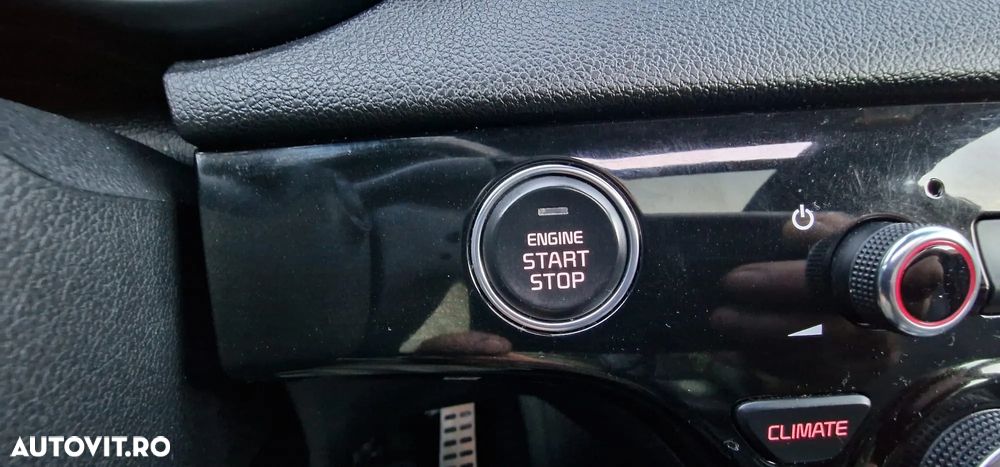 Kia Sportage 1.7 CRDI 2WD ISG Aut. GT Line - 13