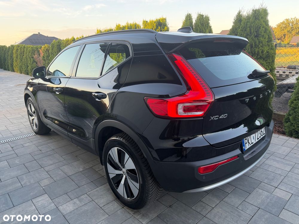 Volvo XC 40 T2 Essential - 9