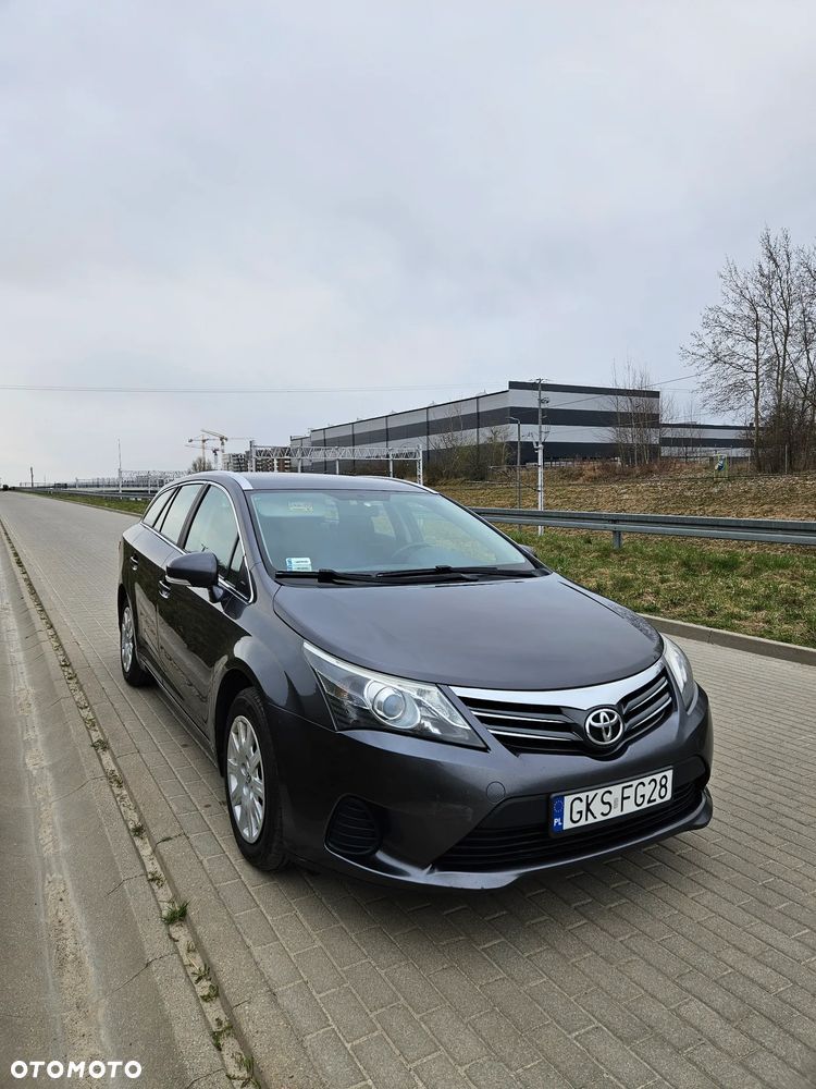 Toyota Avensis 1.8 Active - 7