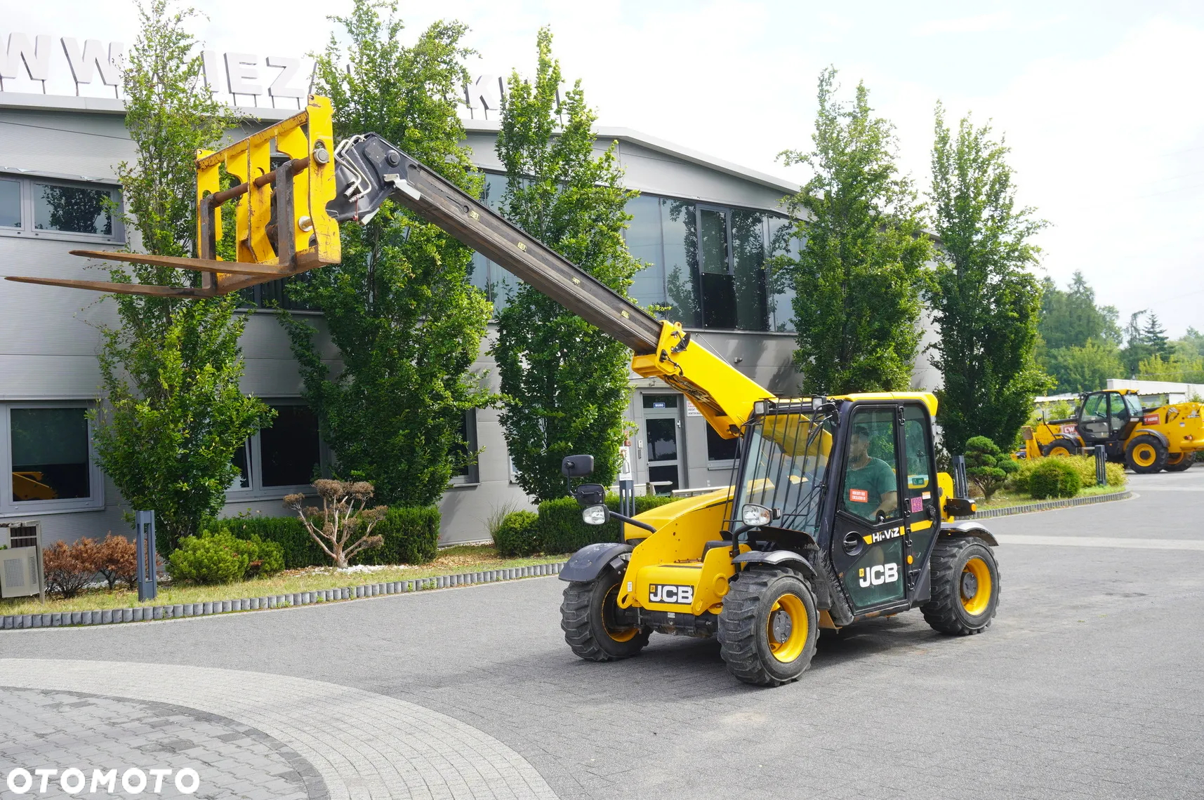 JCB 525-60T5 / 2022 / 860 MTH! / 2,5 t / zasięg 6 m / joystick - 12