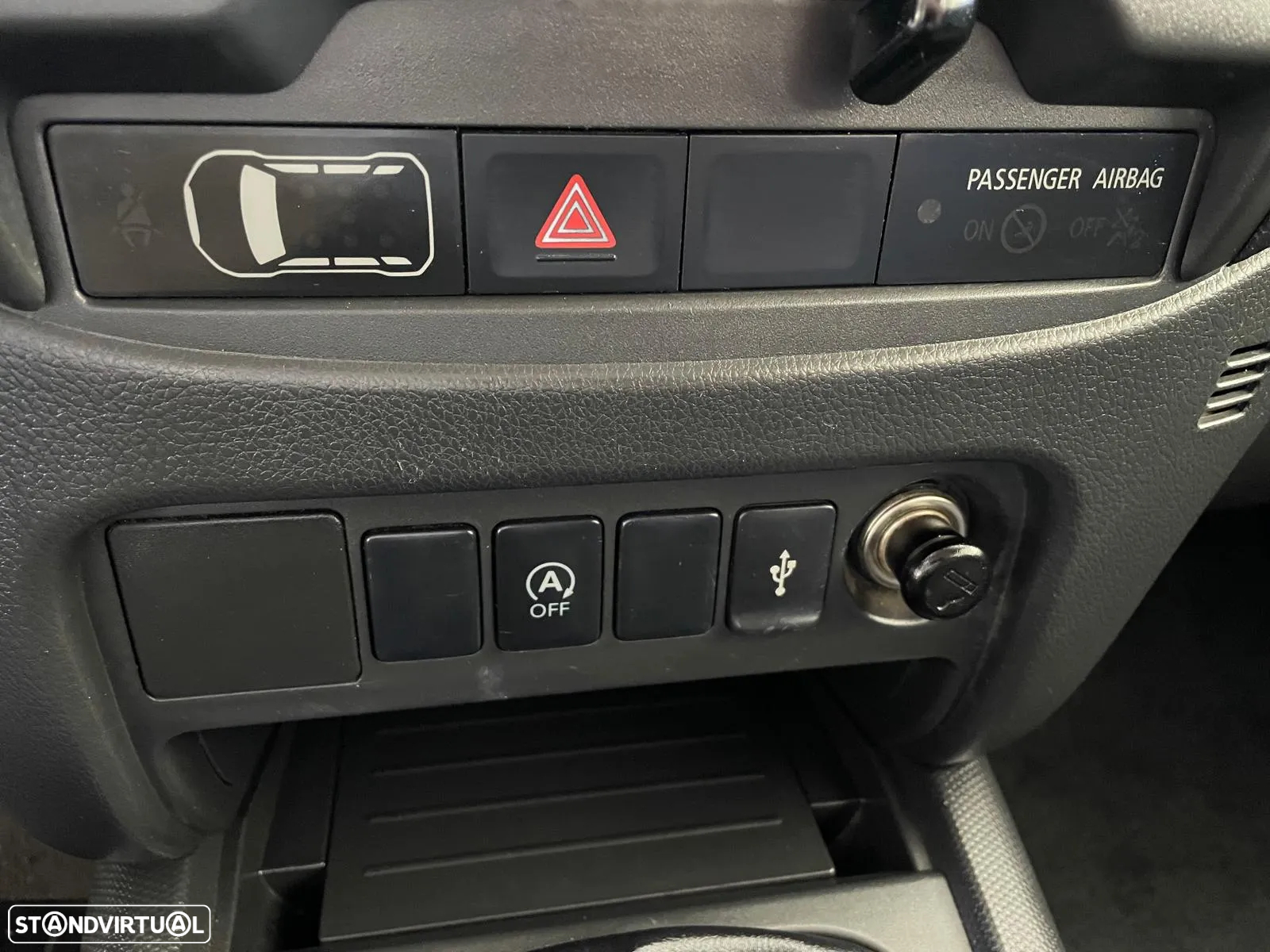 Mitsubishi L200 2.4 DI-D CD Invite 2WD - 14
