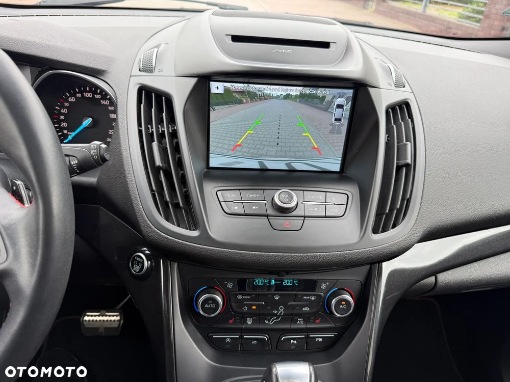 Ford Kuga 2.0 TDCi AWD ST-Line - 36