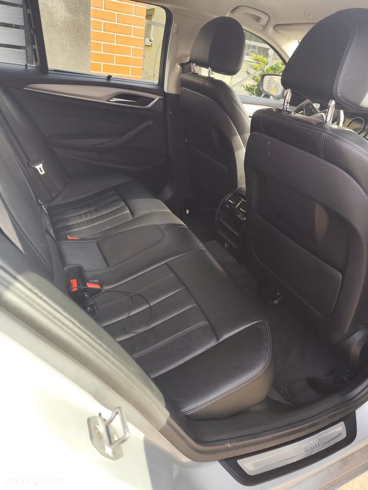 BMW Seria 5 520d Luxury Line - 6