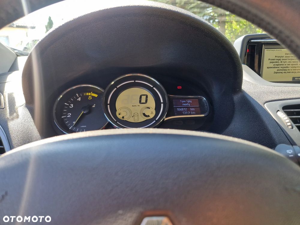 Renault Megane - 11