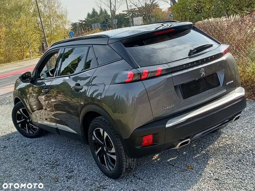 Peugeot 2008 1.2 PureTech GT Line S&S - 10