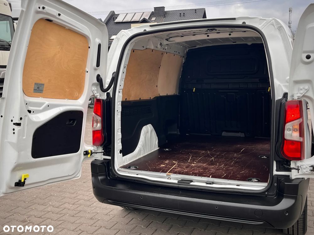 Citroën BERLINGO LONG / 3 OSOBY / BOGATE WYPOSAŻENIE / SALON POLSKA / BEZWYPADKOWY / DOSTĘPNE 15 SZTUK - 25