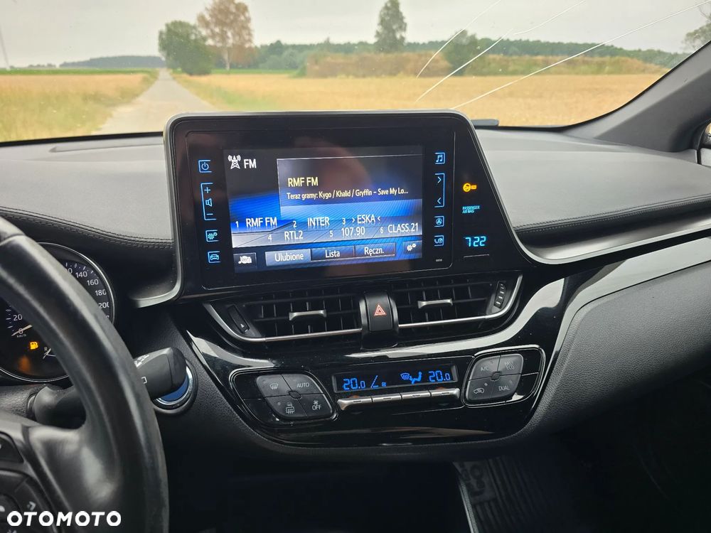 Toyota C-HR Style Selection - 14