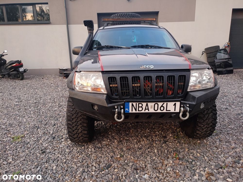 Jeep Grand Cherokee - 2