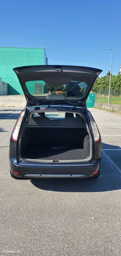 Ford Focus SW 1.6 TDCi Titanium - 15