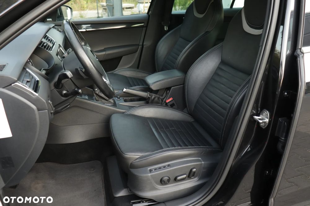 Skoda Octavia 2.0 TDI (Green tec) DSG RS - 18