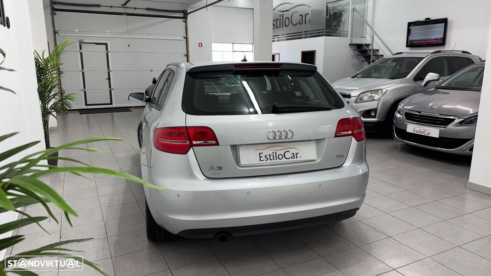 Audi A3 Sportback 1.6 TDI Sport - 4