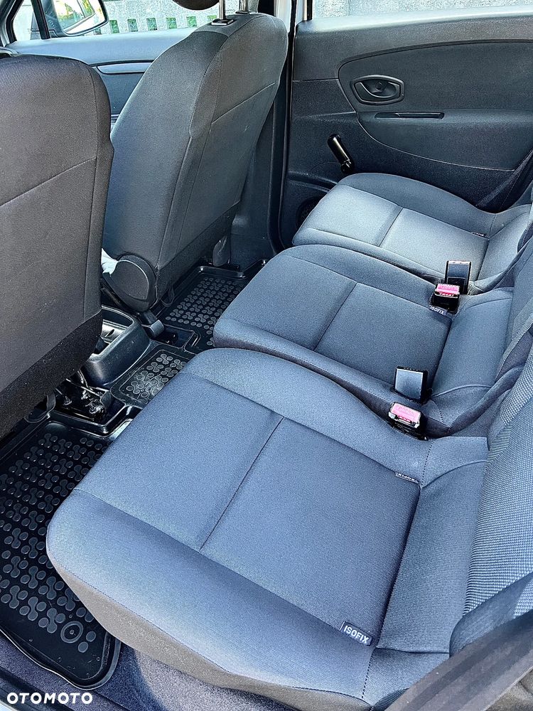 Renault Scenic - 8