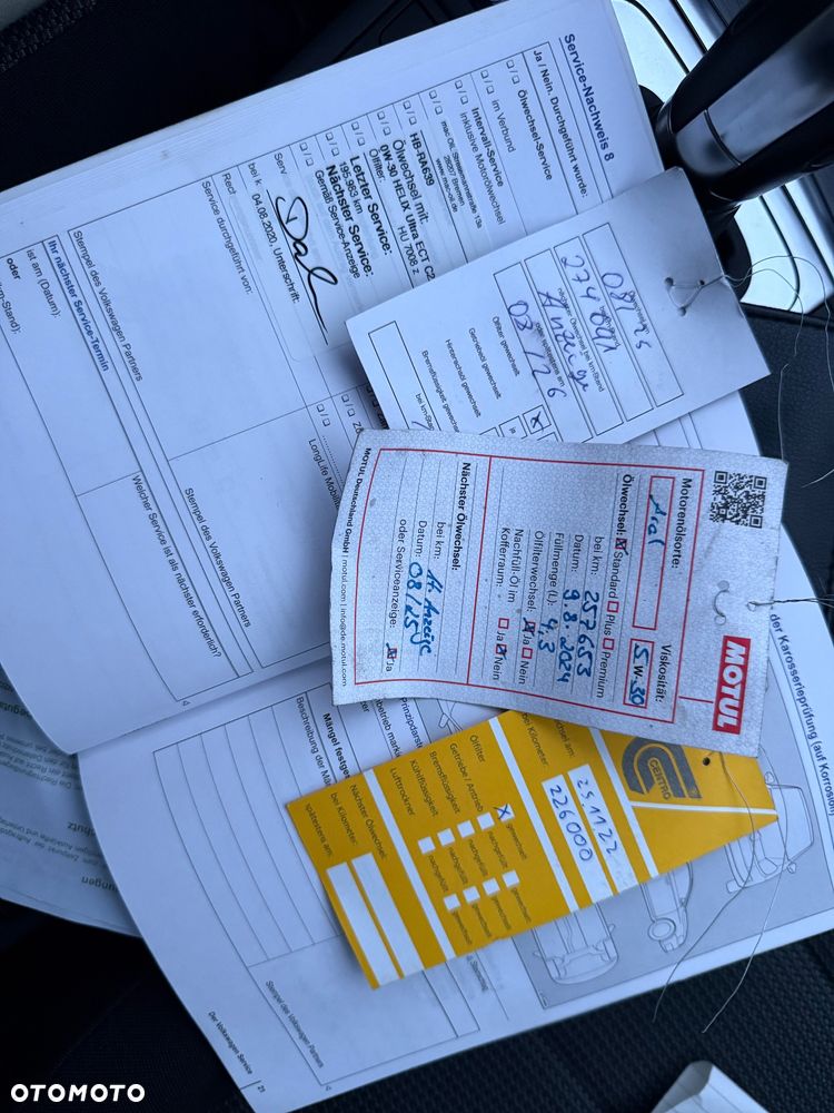 Volkswagen Passat - 31