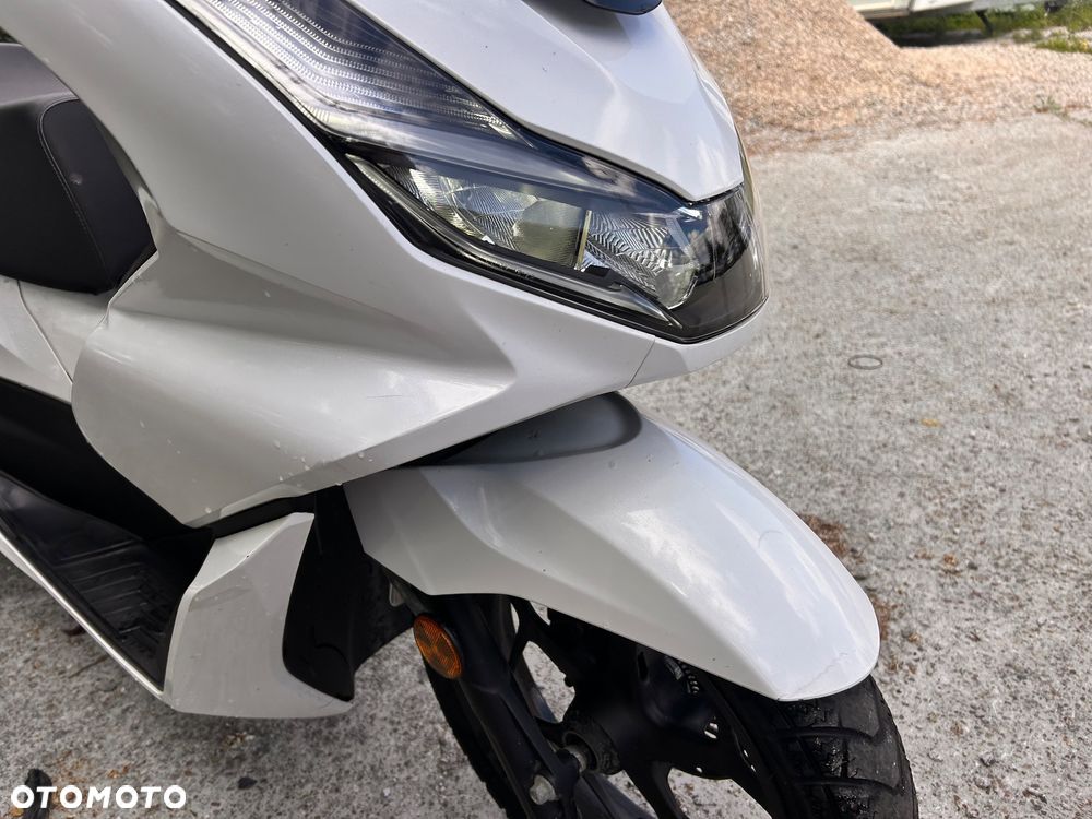 Honda PCX - 9