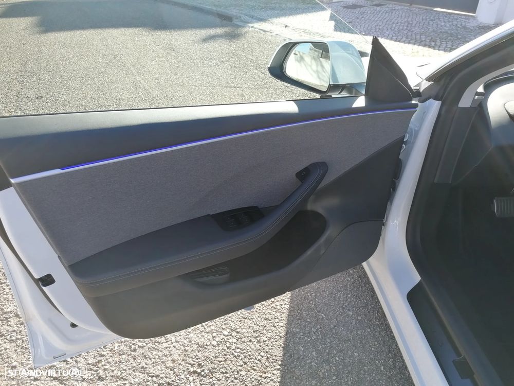 Tesla Model 3 Tração Traseira - 11