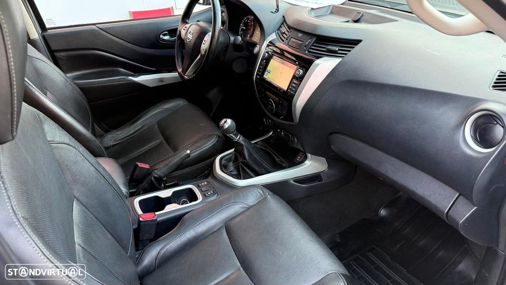 Nissan Navara 2.3 dCi CD 4WD Tekna - 7