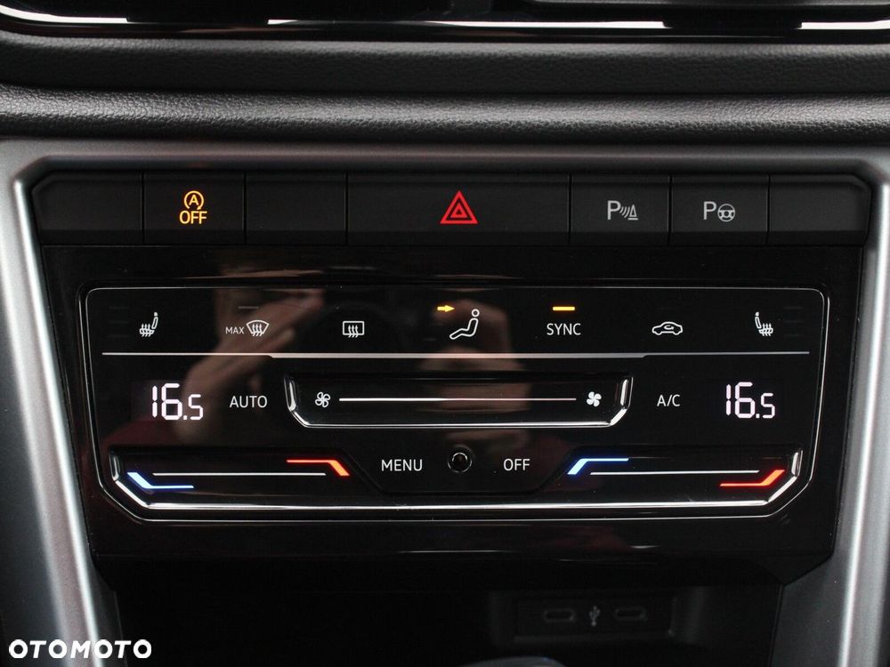 Volkswagen T-Roc 1.5 TSI Life DSG - 22