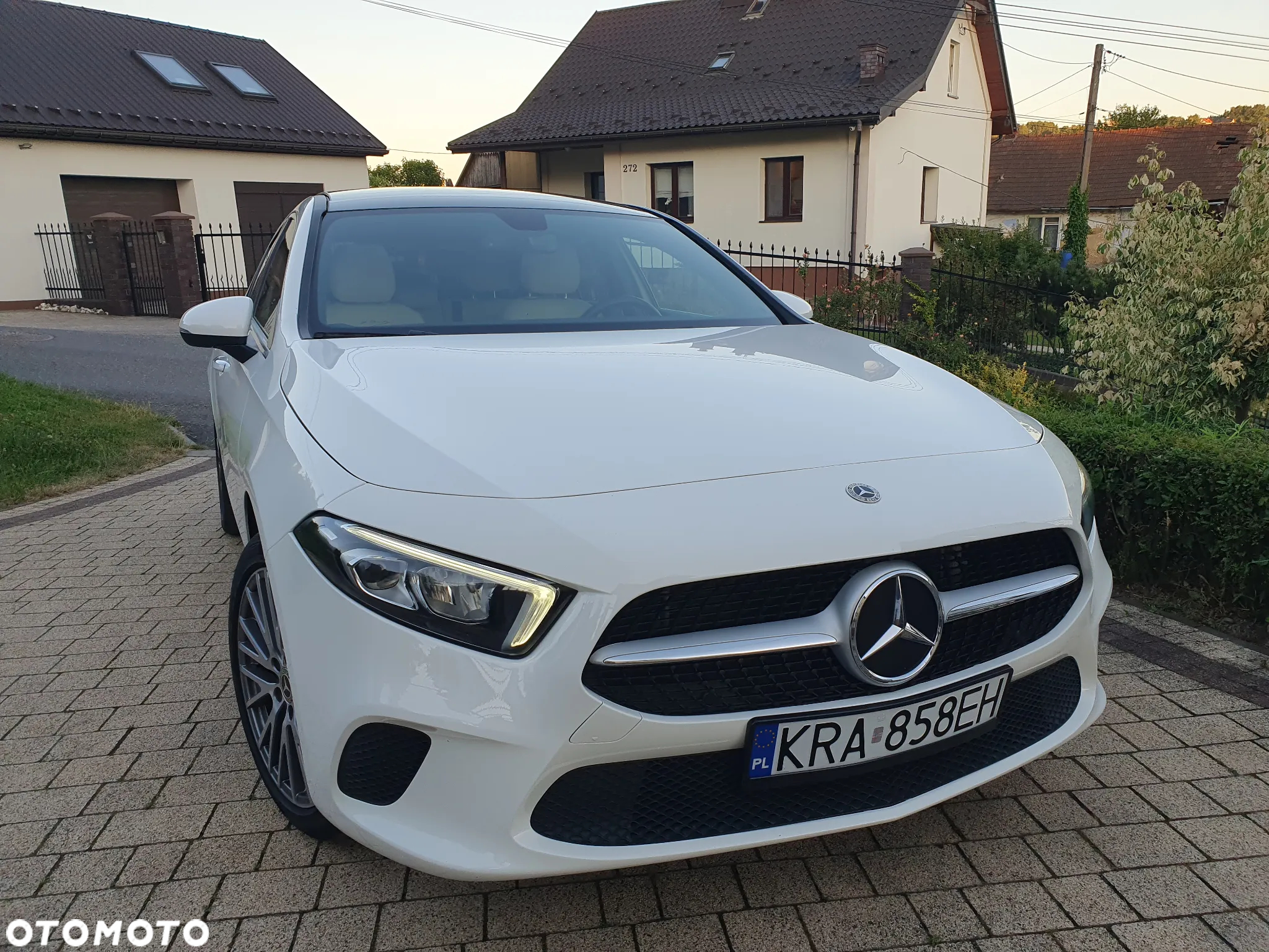 Mercedes-Benz Klasa A 220 4-Matic Style 7G-DCT - 32