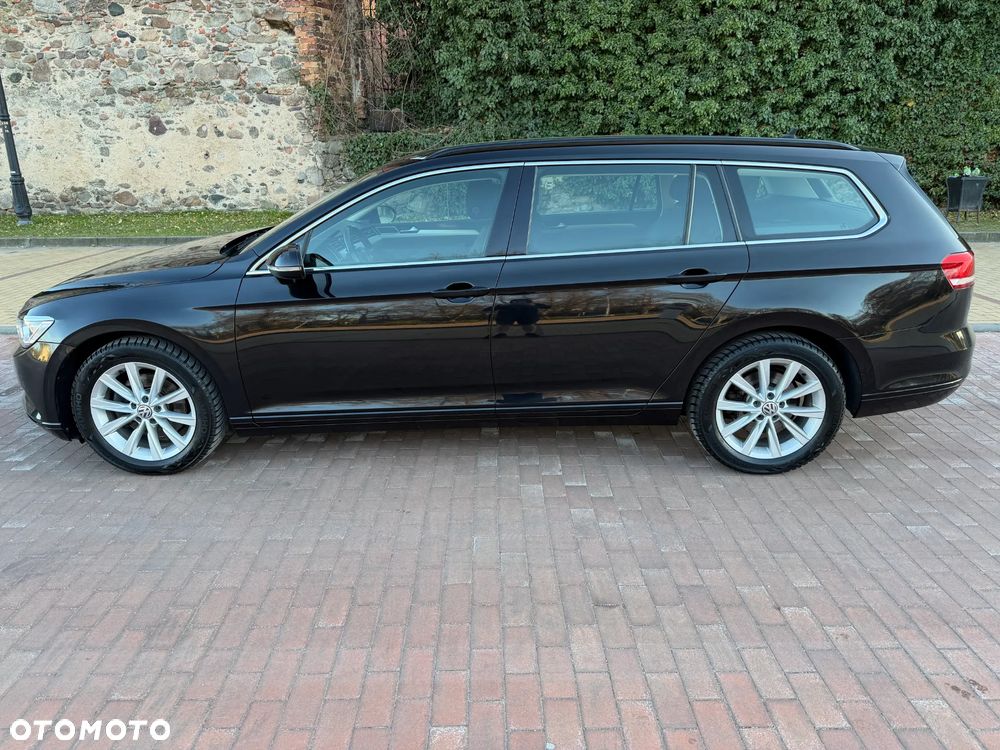 Volkswagen Passat 2.0 TDI (BlueMotion Technology) Highline - 12