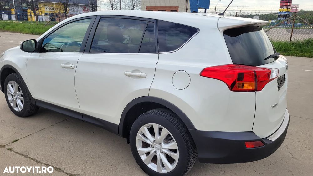 Toyota RAV4 2.2 D-4D 4x4 - 4