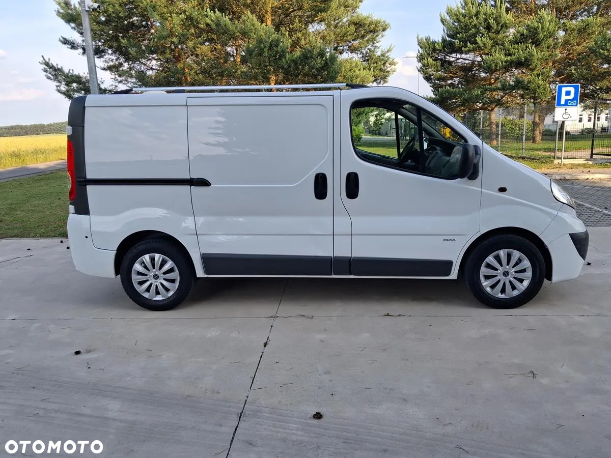 Opel Vivaro - 14