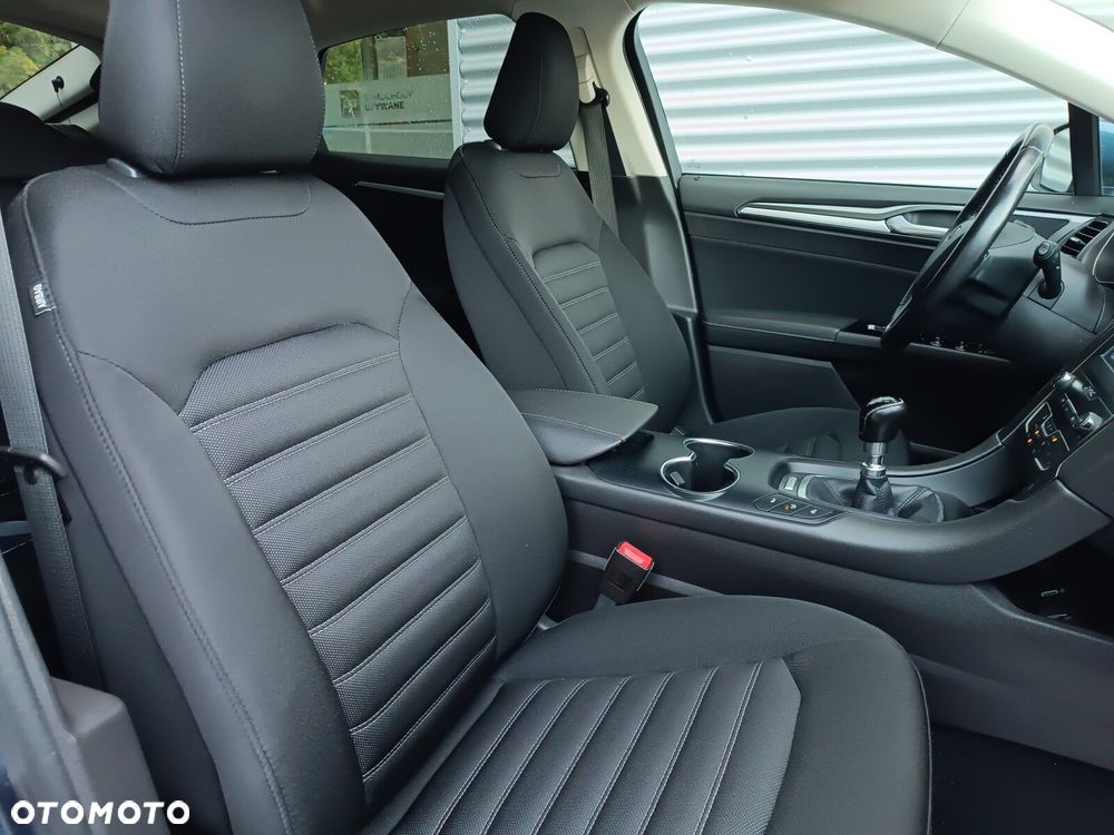 Ford Mondeo 2.0 EcoBlue Titanium - 31