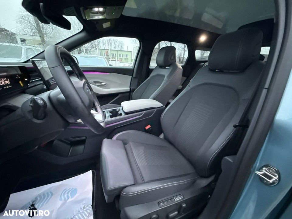 Ford Explorer RWD 77 kWh Extended Range Premium - 17