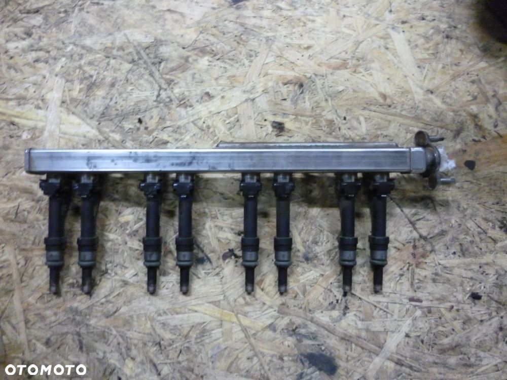 HYUNDAI I30 III 1.5 DPI LISTWA WTRYSKOWA 35350-08100 - 2