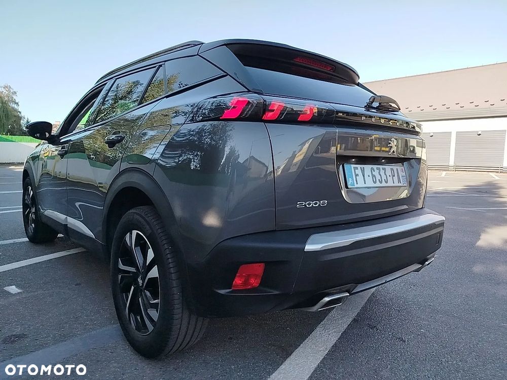 Peugeot 2008 PureTech 130 EAT8 Allure - 32