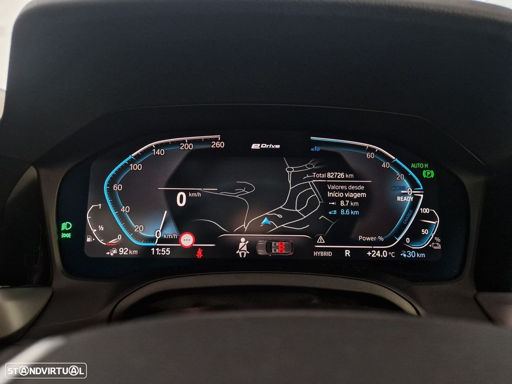 BMW 330 e Touring Auto - 16