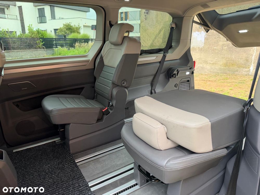 Volkswagen Multivan 2.0 TDI L2 Style DSG - 9