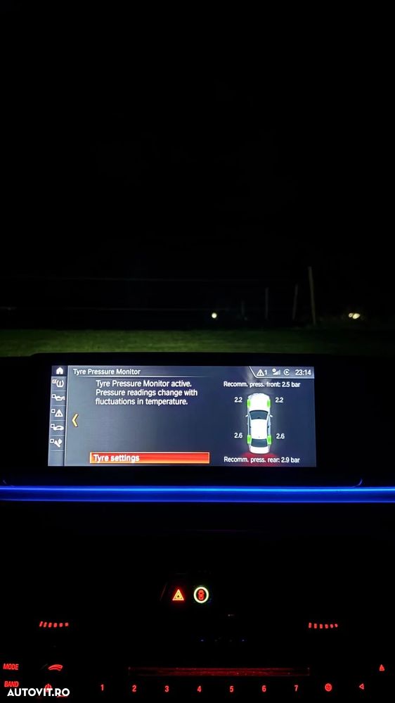 BMW Seria 5 530i xDrive AT - 30