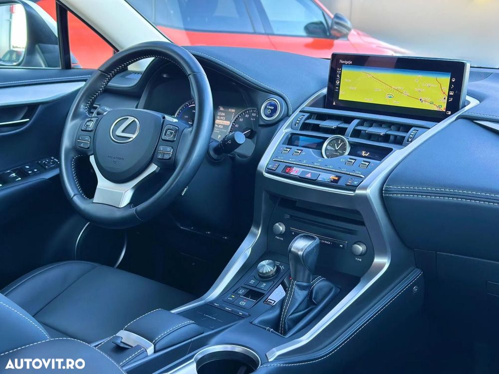 Lexus Seria NX 300h AWD Executive Plus - 3