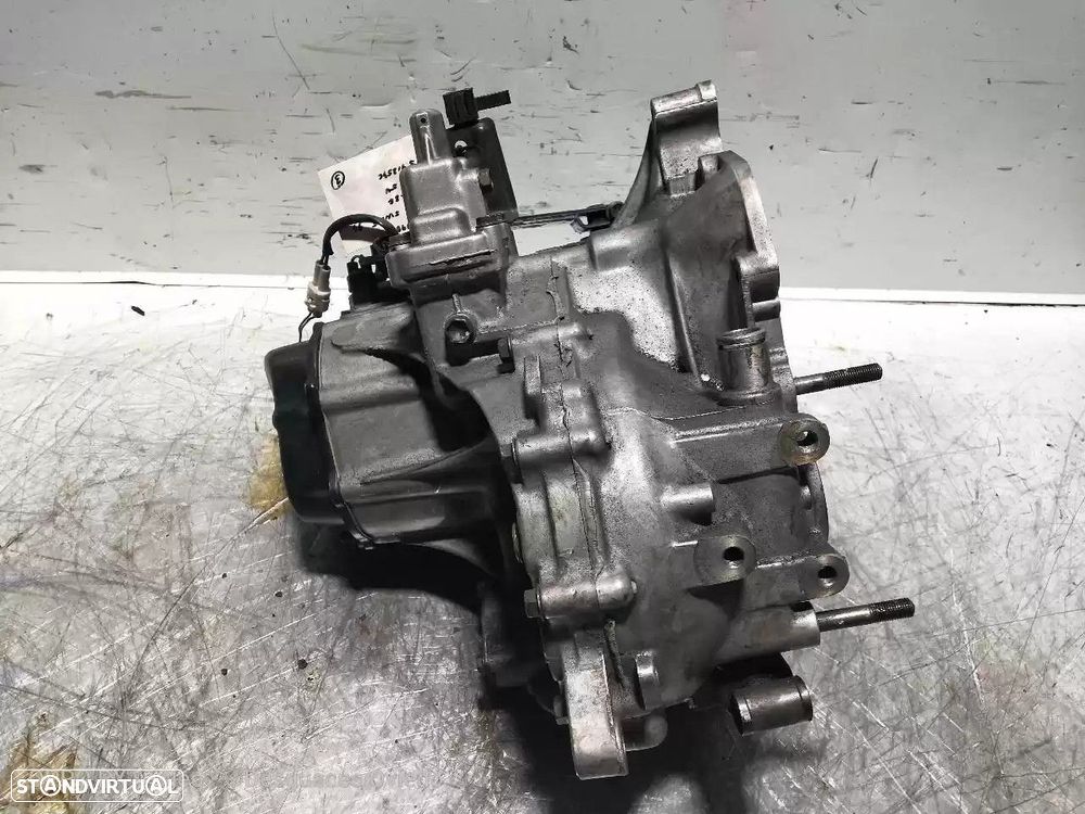 CAIXA VELOCIDADES SUZUKI SWIFT II FASTBACK 1988 -S412546 - 1