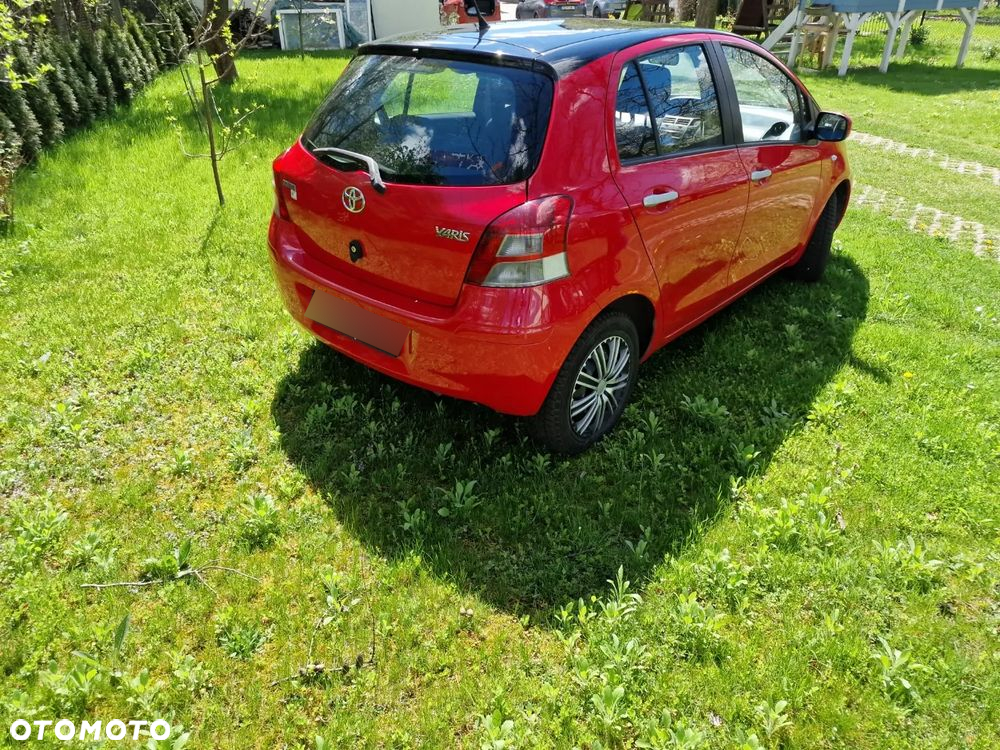 Toyota Yaris 1.33 Luna - 3