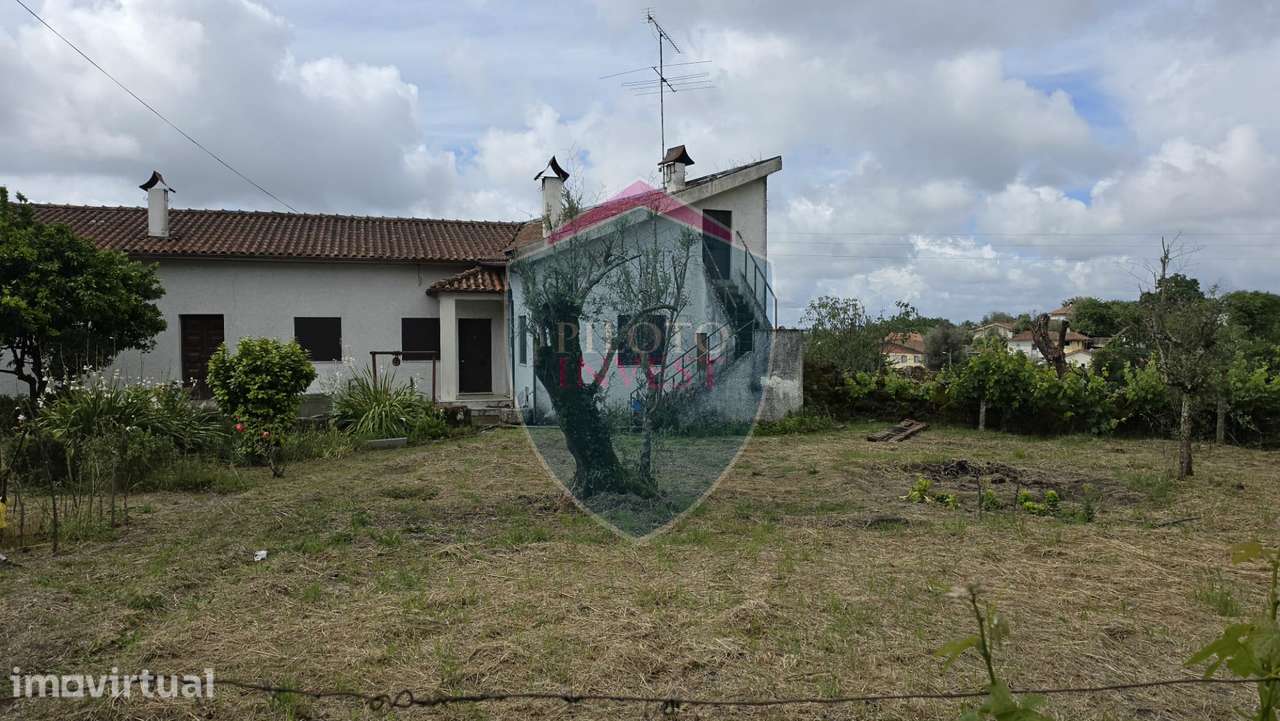 Moradia em Banda T2 Venda em Ranhados,Viseu - Grande imagem: 2/16