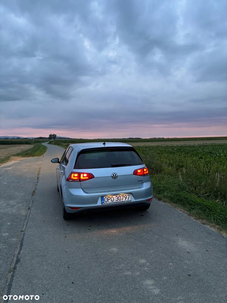 Volkswagen Golf 1.6 TDI BlueMotion Comfortline - 3