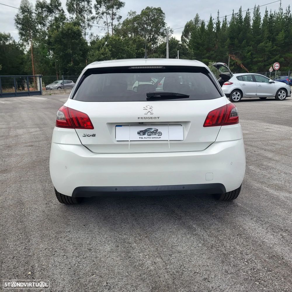 Peugeot 308 PureTech 130 GPF Stop & Start Style - 17