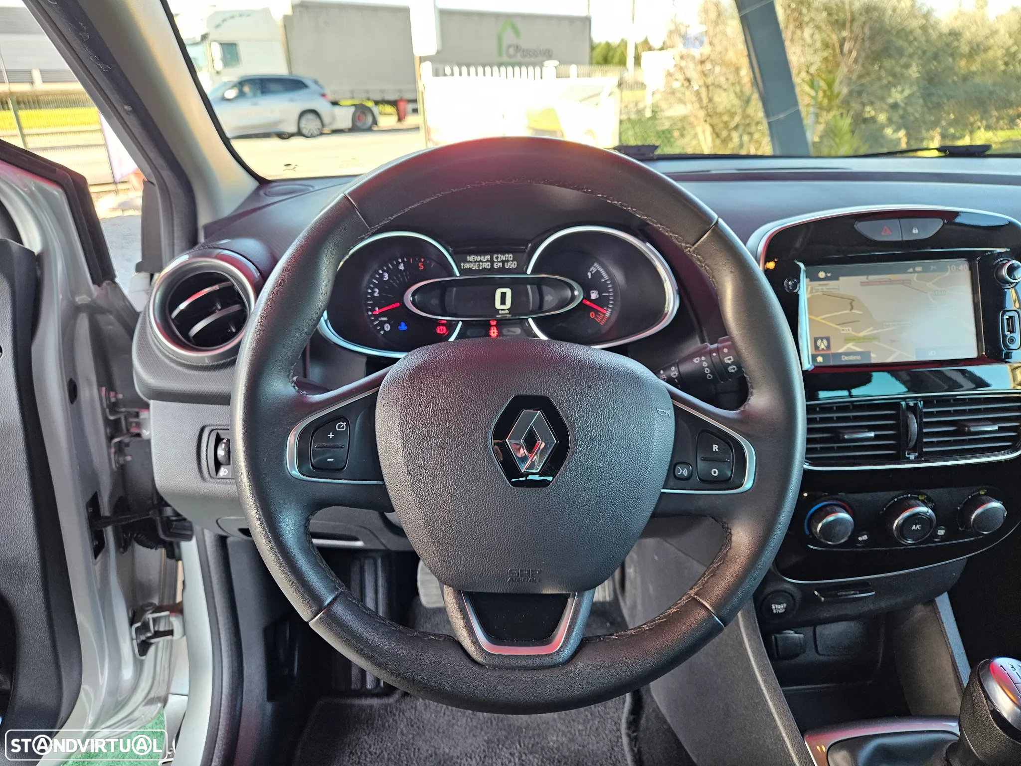 Renault Clio 1.5 dCi Limited - 13