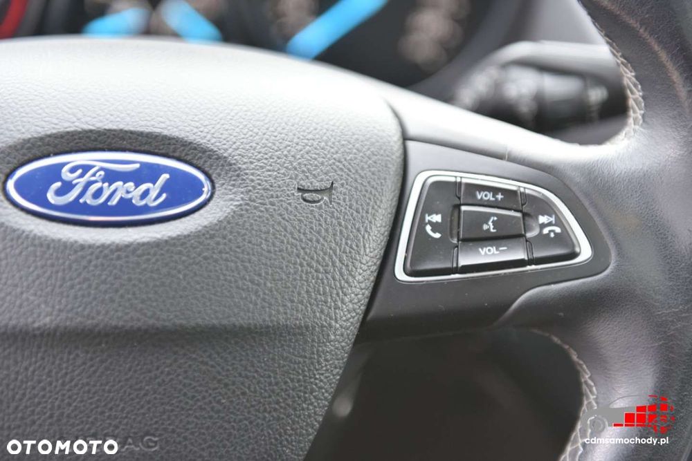 Ford Kuga - 33