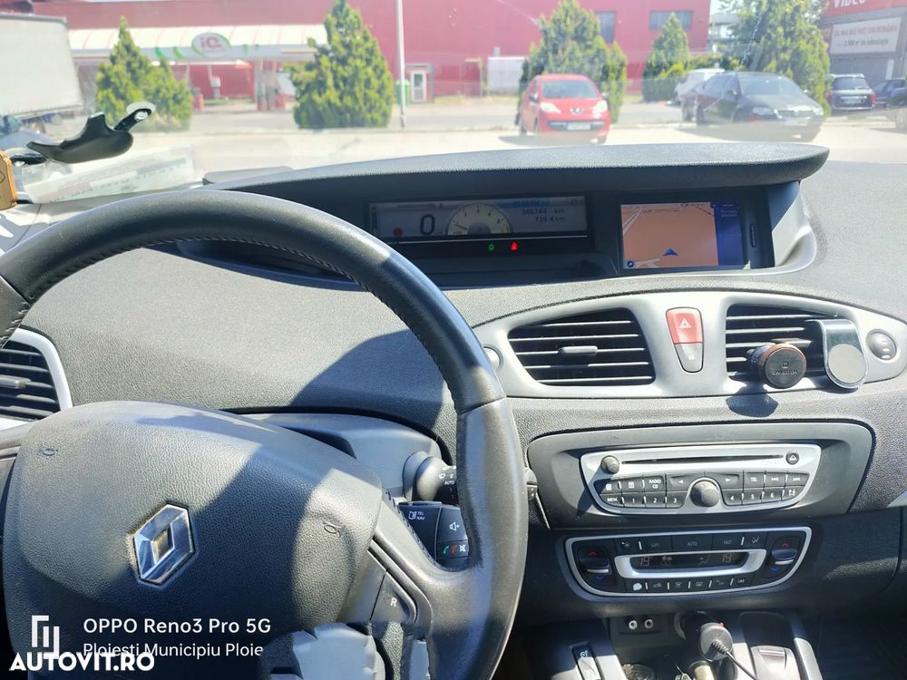Renault Grand Scenic 1.9dCi Privilege - 6