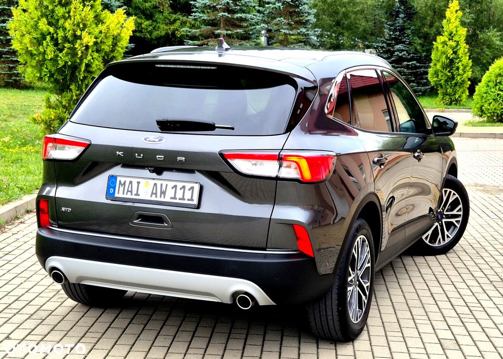 Ford Kuga 2.0 EcoBlue 4x4 TITANIUM X - 14