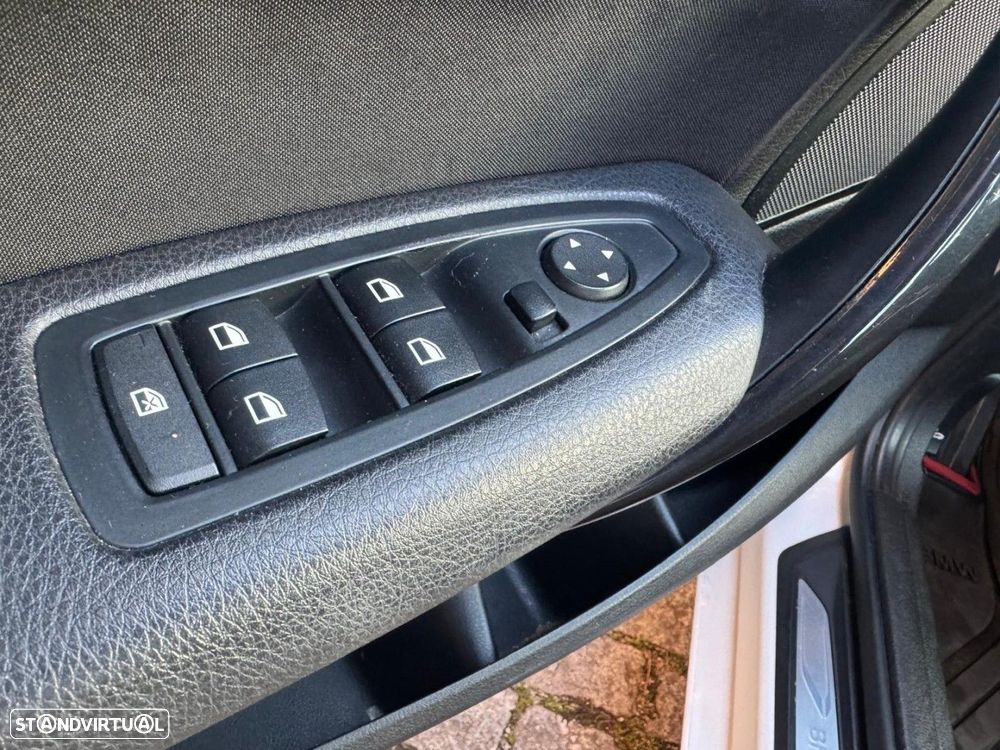 BMW 116 d EDynamics Line Sport - 10