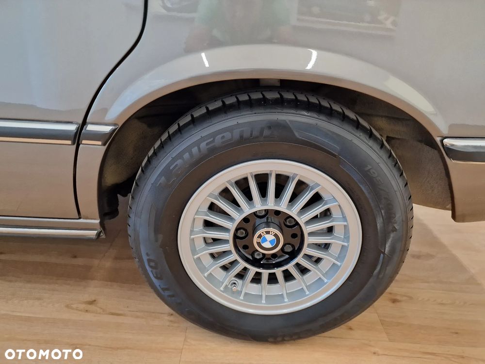 BMW Seria 5 - 19