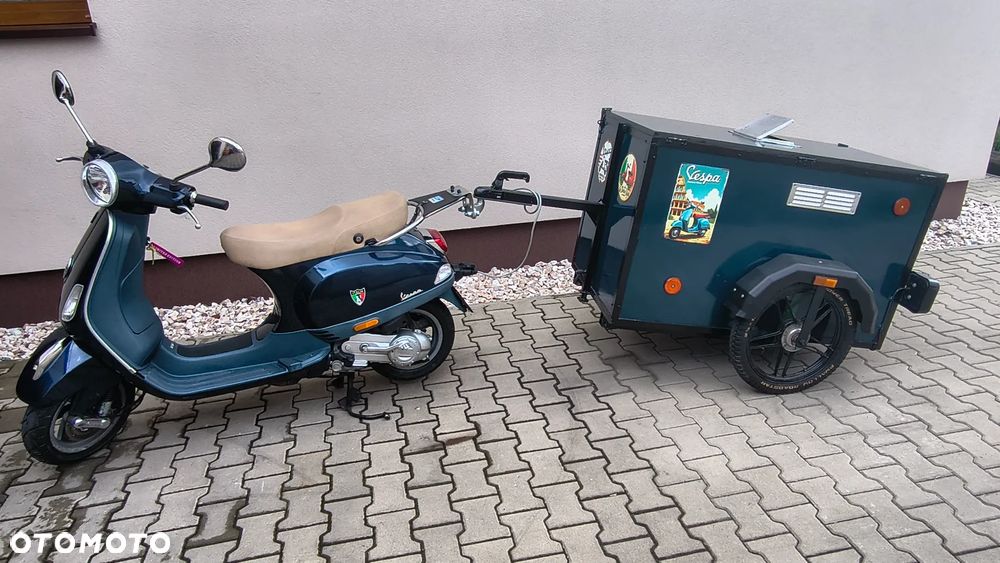 Piaggio Vespa - 2