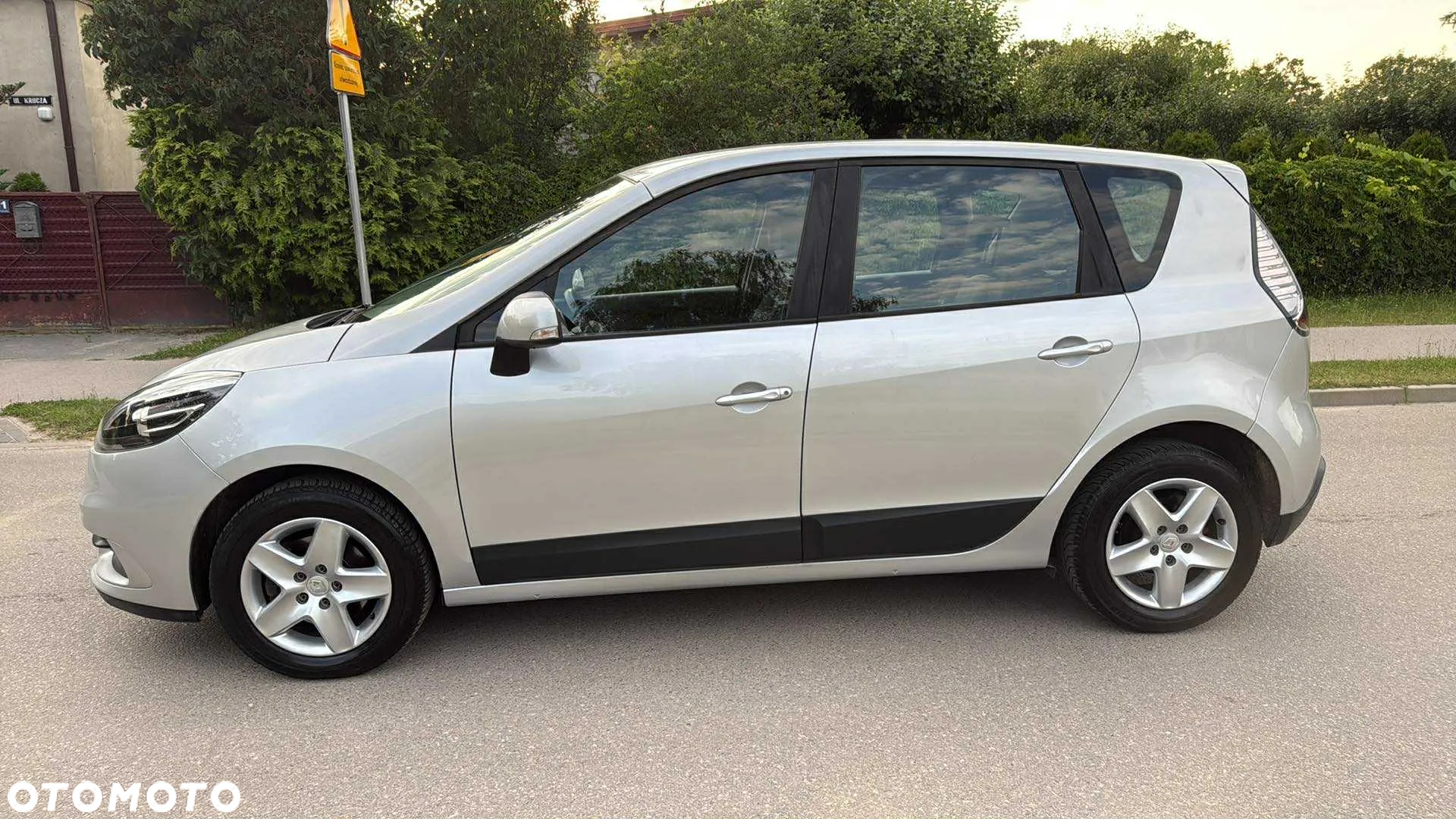 Renault Scenic 1.5 dCi Expression - 3