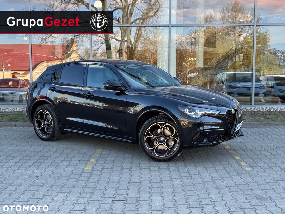 Alfa Romeo Stelvio - 8