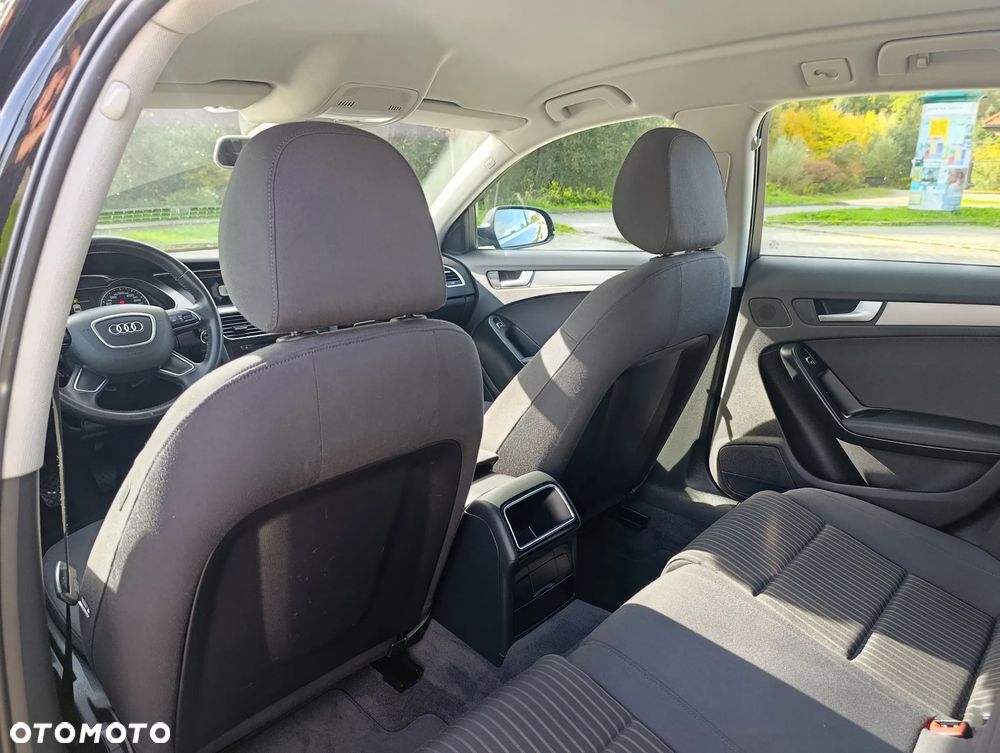 Audi A4 Avant 2.0 TDI DPF Ambiente - 15